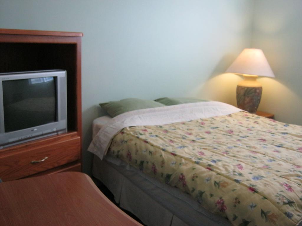 Kelowna Okanagan Lake Hostel Luaran gambar