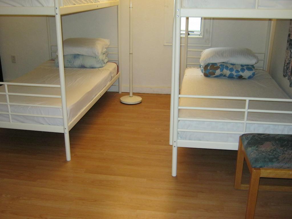 Kelowna Okanagan Lake Hostel Luaran gambar