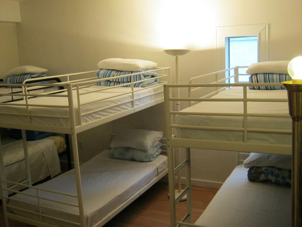 Kelowna Okanagan Lake Hostel Luaran gambar